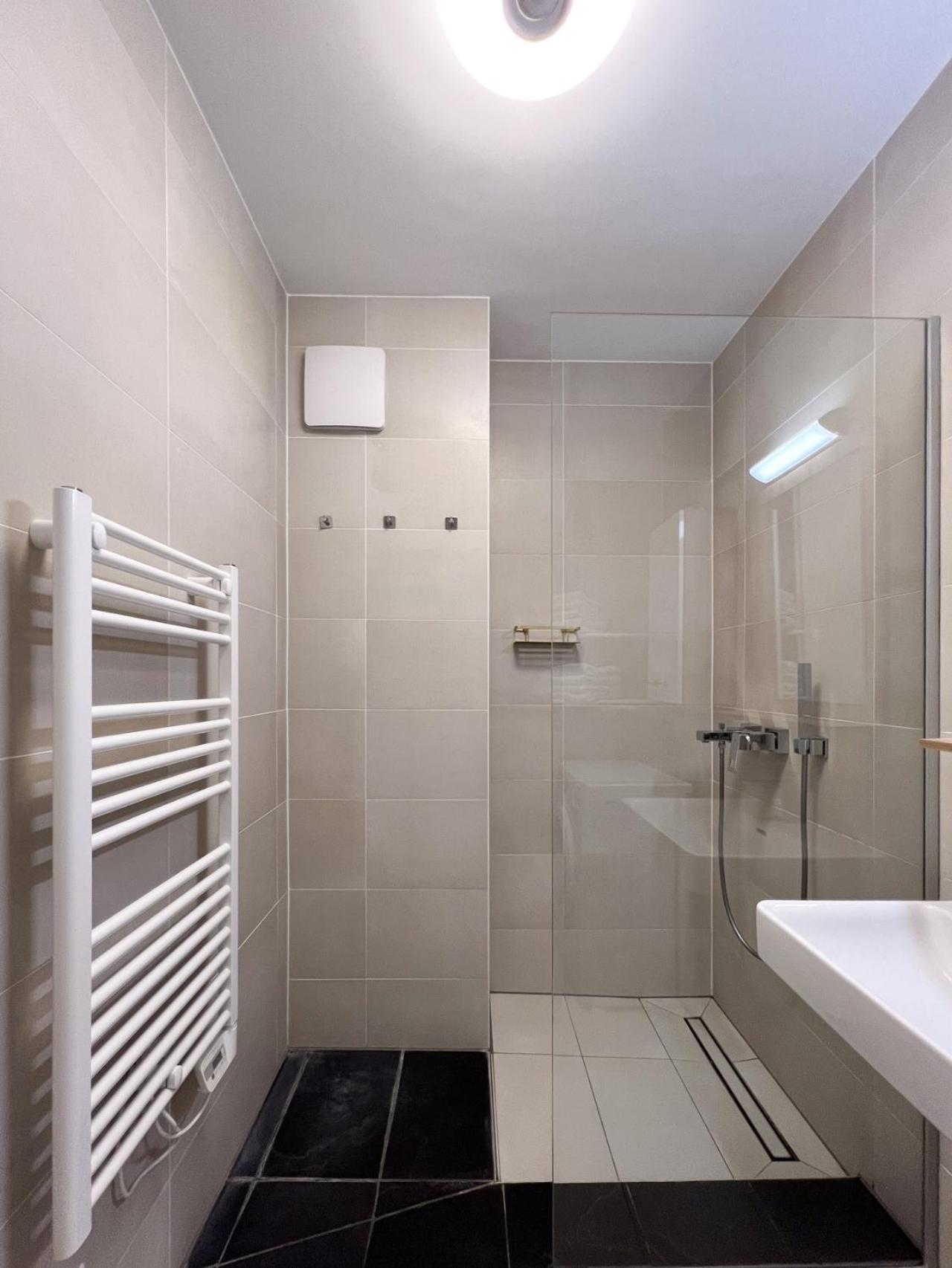 Modern Apartment W/ Cozy Balcony Near City Center Vídeň Exteriér fotografie